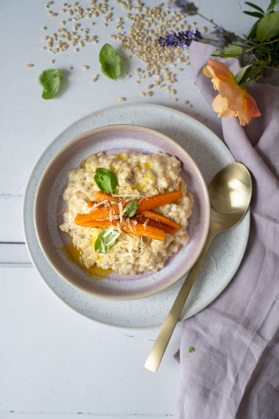 Rollgersten Risotto mit Ricotta und Karotte
